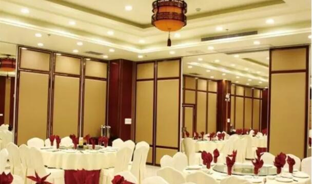 活動(dòng)隔斷墻