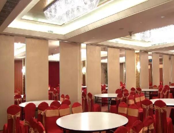 活動(dòng)隔斷墻